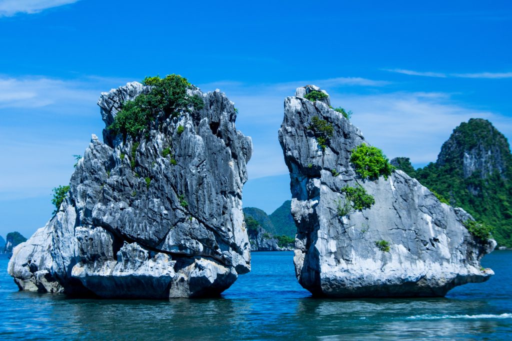 闘鶏島ハロン湾