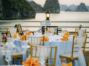 ハロン湾1泊クルーズ徹底ガイド：絶景と感動を味わう贅沢な旅